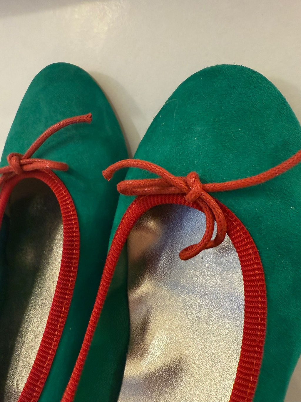 Ballerine camoscio “Verde Roma”